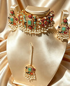 Royal Gardenia Choker Jewellery Set