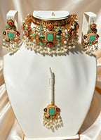 Royal Gardenia Choker Jewellery Set