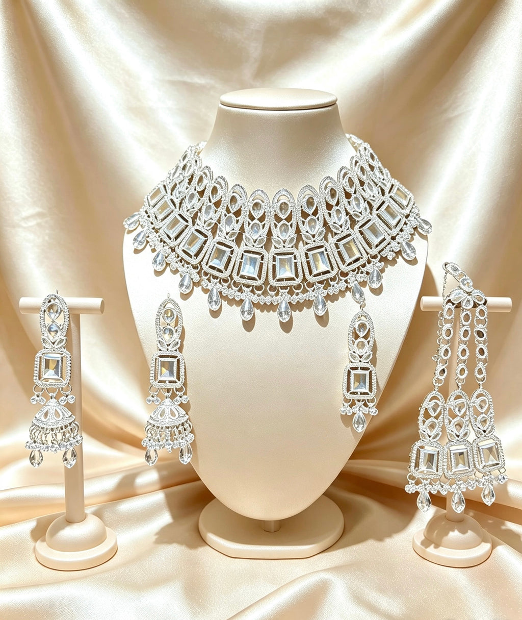 Regal Heritage Bridal Set