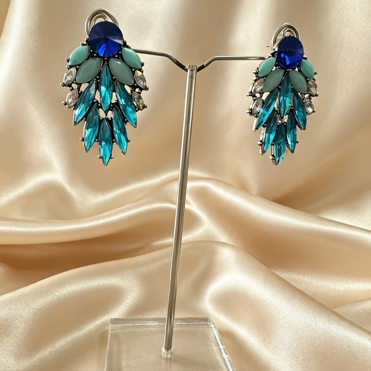 Jhumki, Dangle & Drop Earring Collection